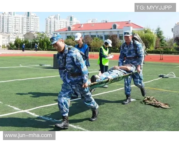 足球明星训练方法揭秘如何提升技术与体能的全面指南 足球明星训练方法揭秘如何提升技术与体能的全面指南