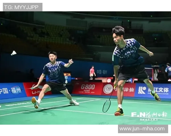 重庆羽毛球队荣登全国羽毛球耐力排行榜首位展现卓越实力与团队精神 重庆羽毛球队荣登全国羽毛球耐力排行榜首位展现卓越实力与团队精神